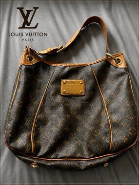 Authentic Louis Vuitton Galliera PM Monogram Shoulder Hobo Bag M56382